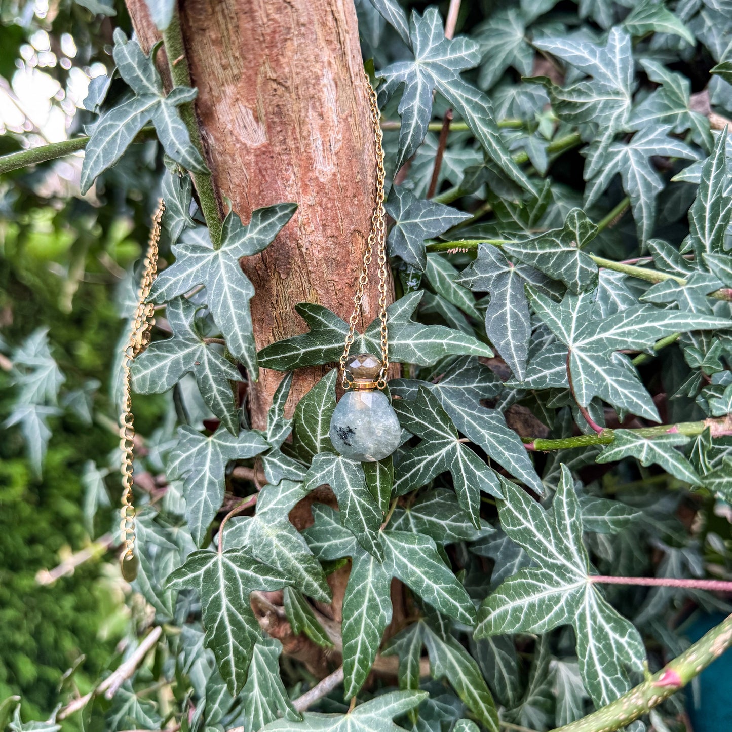 Gefäß des Morgentaus aus natürlichem Labradorit 🩵✨