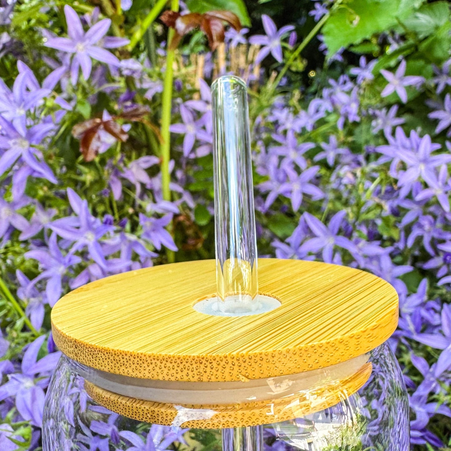 Trinkglas mit rosa Blümchen - für die süße Erfrischung 🌸