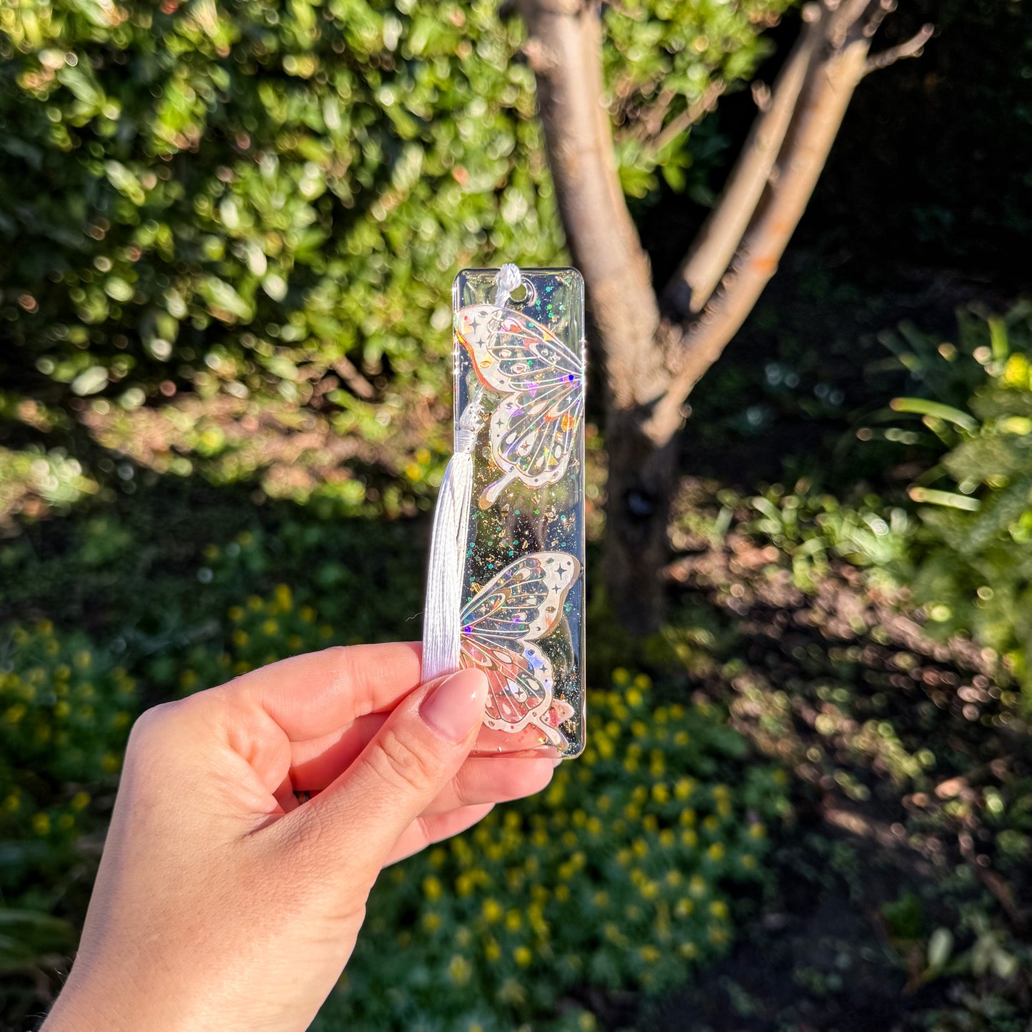 Lesezeichen Frühlingserwachen - weiße Schmetterlinge aus Elvaryl 🤍🦋