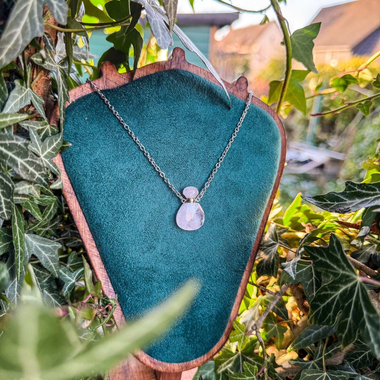 Gefäß des Morgentaus aus natürlichem Rosenquarz 🩷✨ - Silber