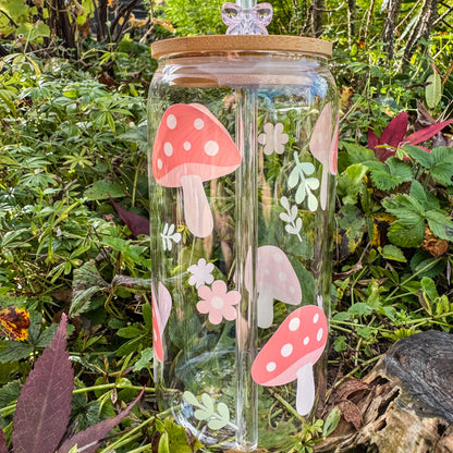 Trinkglas mit verspielten rosa-roten Pilzen - für gemütliche Herbsttage 🍄🩷