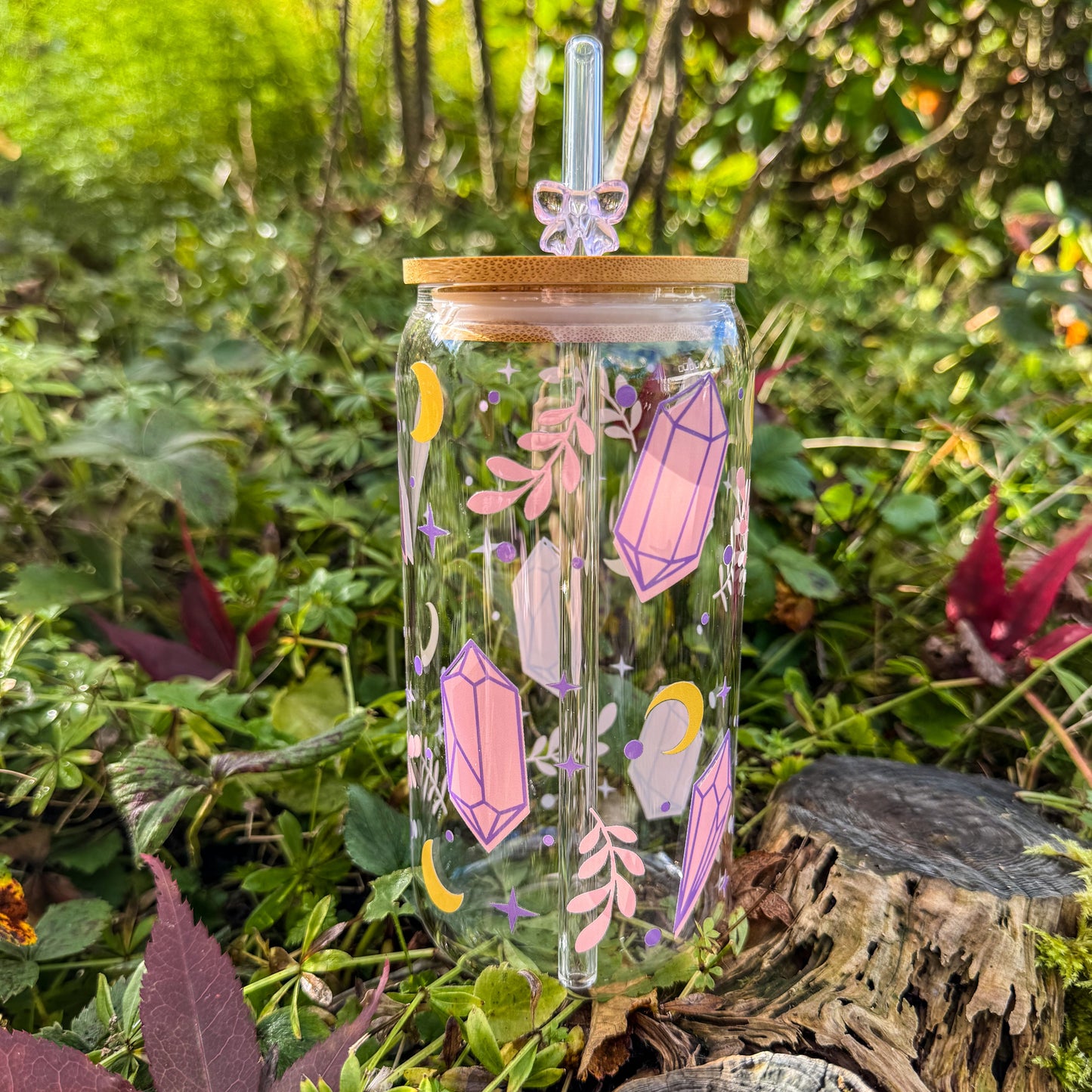 Trinkglas mit magischen Kristallen - ein Muss für Magie-Liebhaber 🩷🌙