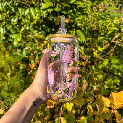 Trinkglas mit magischen Kristallen - ein Muss für Magie-Liebhaber 🩷🌙