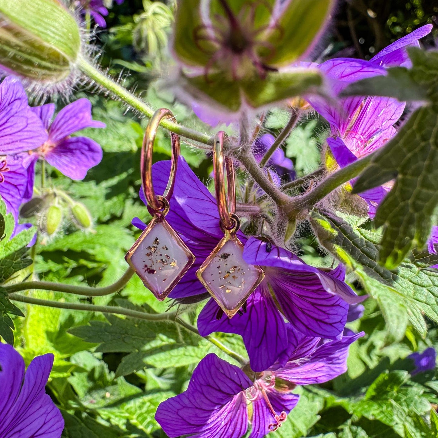 Zarte mintfarbene Ohrringe - Handgefertigtes Schmuckstück mit einem Hauch Eleganz ✨