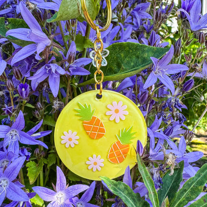 Schlüsselanhänger Ananas Sunshine - Sommerlich, fruchtig und handgemacht 🍍🌸