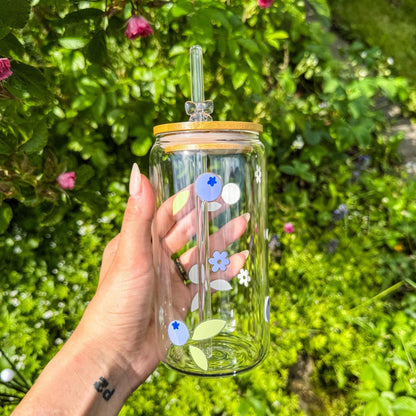 Trinkglas mit Blaubeeren - für die süße Erfrischung 🫐🍃