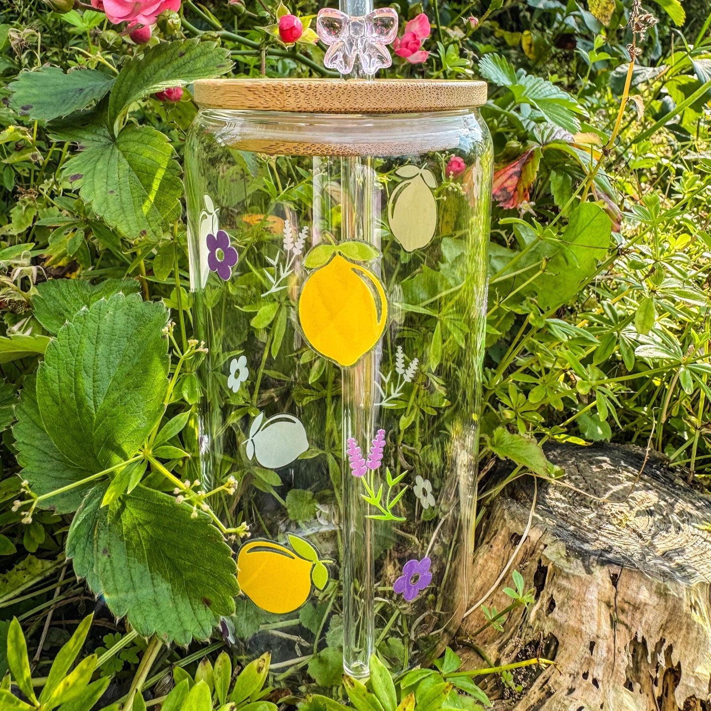 Trinkglas mit Lavendel und Zitrone - für die fruchtige Erfrischung 🍋💜