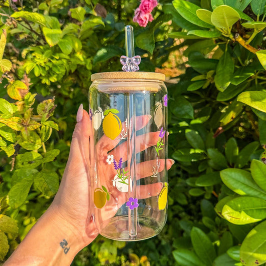 Trinkglas mit Lavendel und Zitrone - für die fruchtige Erfrischung 🍋💜