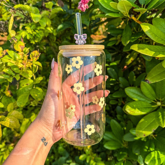 Trinkglas mit gelben Blümchen - für die süße Erfrischung 🌸