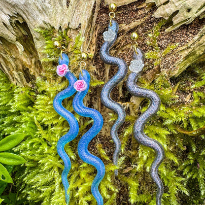 Niedliche Schlangen-Ohrstecker - Außergewöhnliches Schmuckstück mit einem Hauch Magie🌹