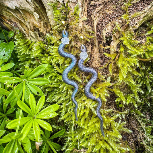 Niedliche Schlangen-Ohrstecker - Außergewöhnliches Schmuckstück mit einem Hauch Magie🌹