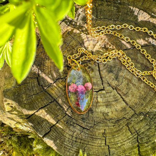 Reisblumen-Anhänger - Handgemachtes Schmuckstück mit echter Blüte 🌺