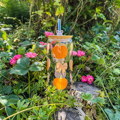 Trinkglas mit Kürbissen und karierte Schleifen - für gemütliche Herbsttage 🎃🎀