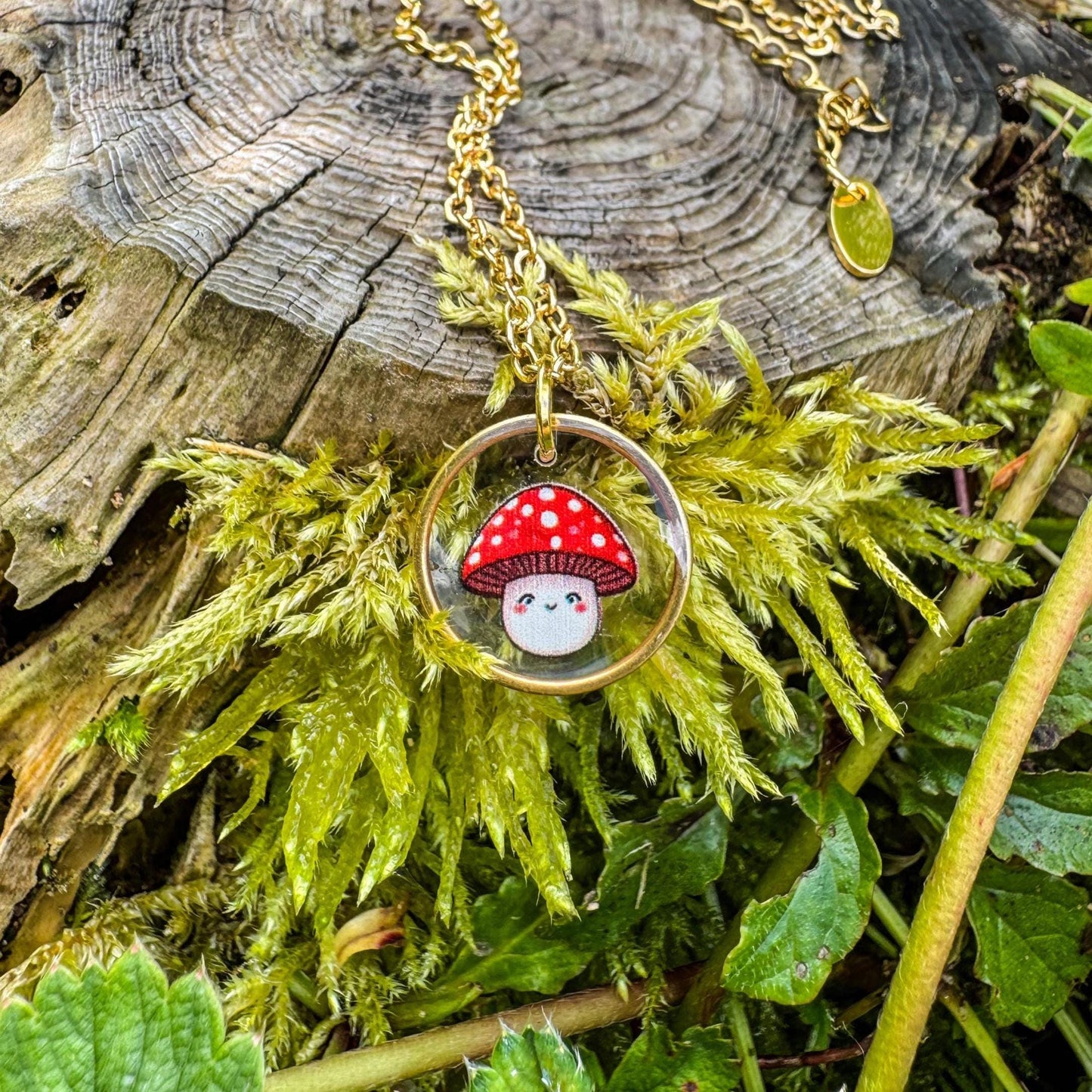 Fliegenpilz-Anhänger - Handgemachtes Schmuckstück mit niedlichen Pilzen 🍄