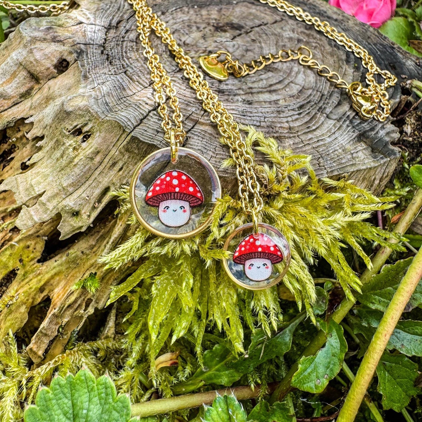 Fliegenpilz-Anhänger - Handgemachtes Schmuckstück mit niedlichen Pilzen 🍄