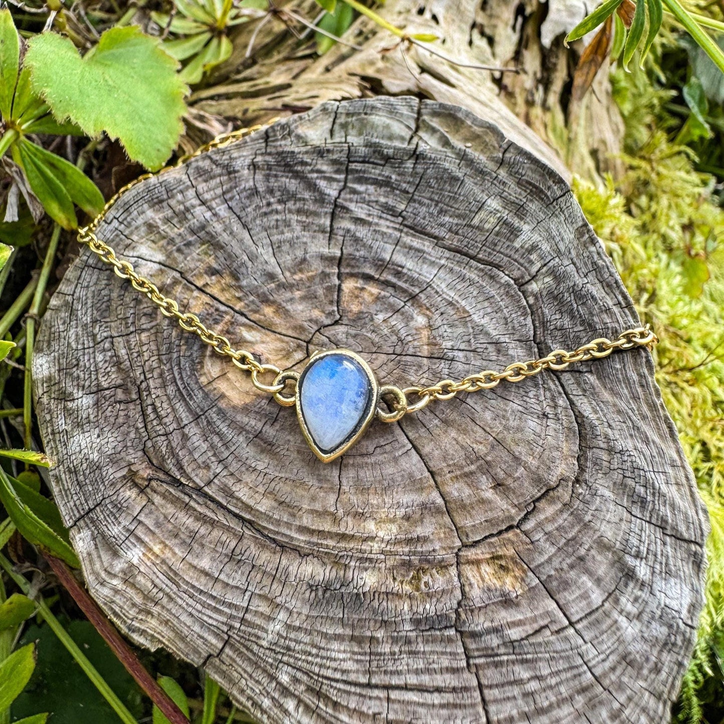 Mondstein-Armband - Zartes Schmuckstück mit natürlichem Mondstein 🤍✨