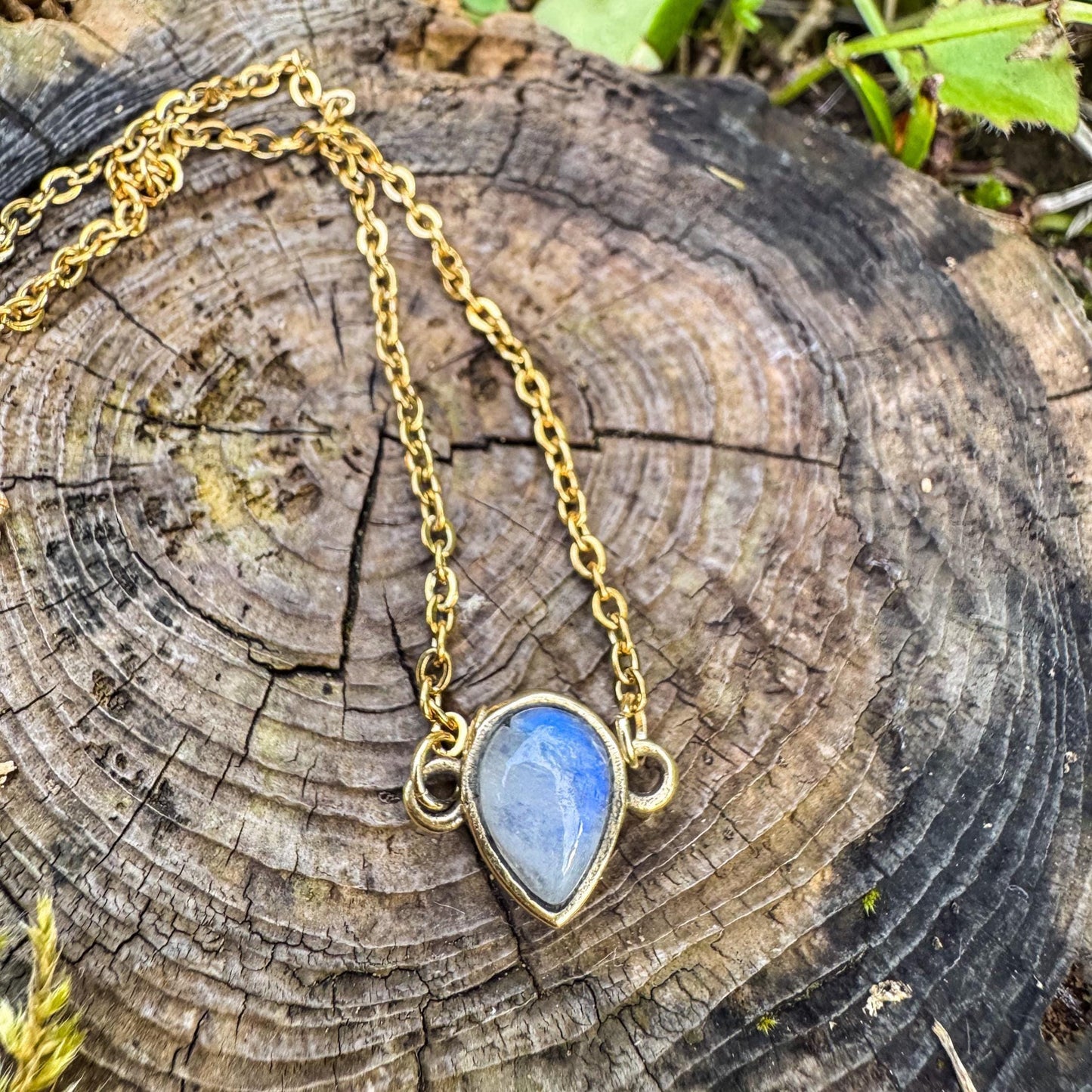 Mondstein-Armband - Zartes Schmuckstück mit natürlichem Mondstein 🤍✨