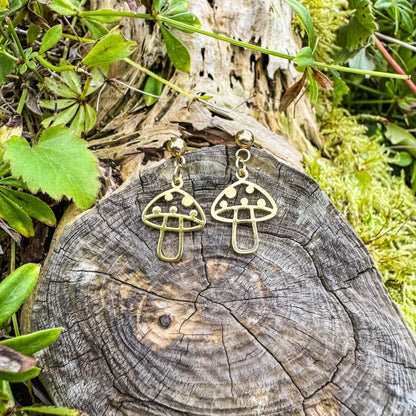 Fliegenpilz-Ohrringe - Magisches Schmuckstück mit goldenen Pilzen 🍄