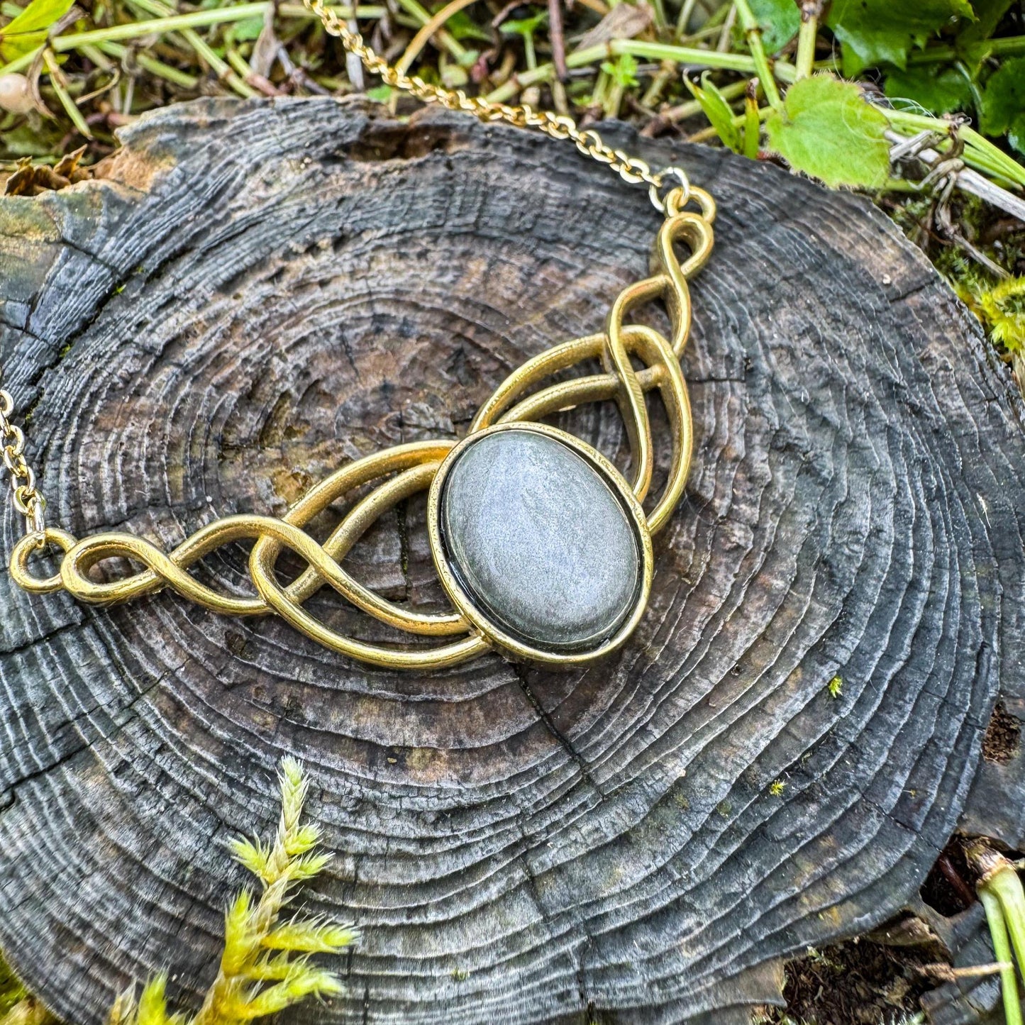 Elfen-Anhänger mit Edelstein - Magisches Schmuckstück mit natürlichem Obsidian 🖤✨