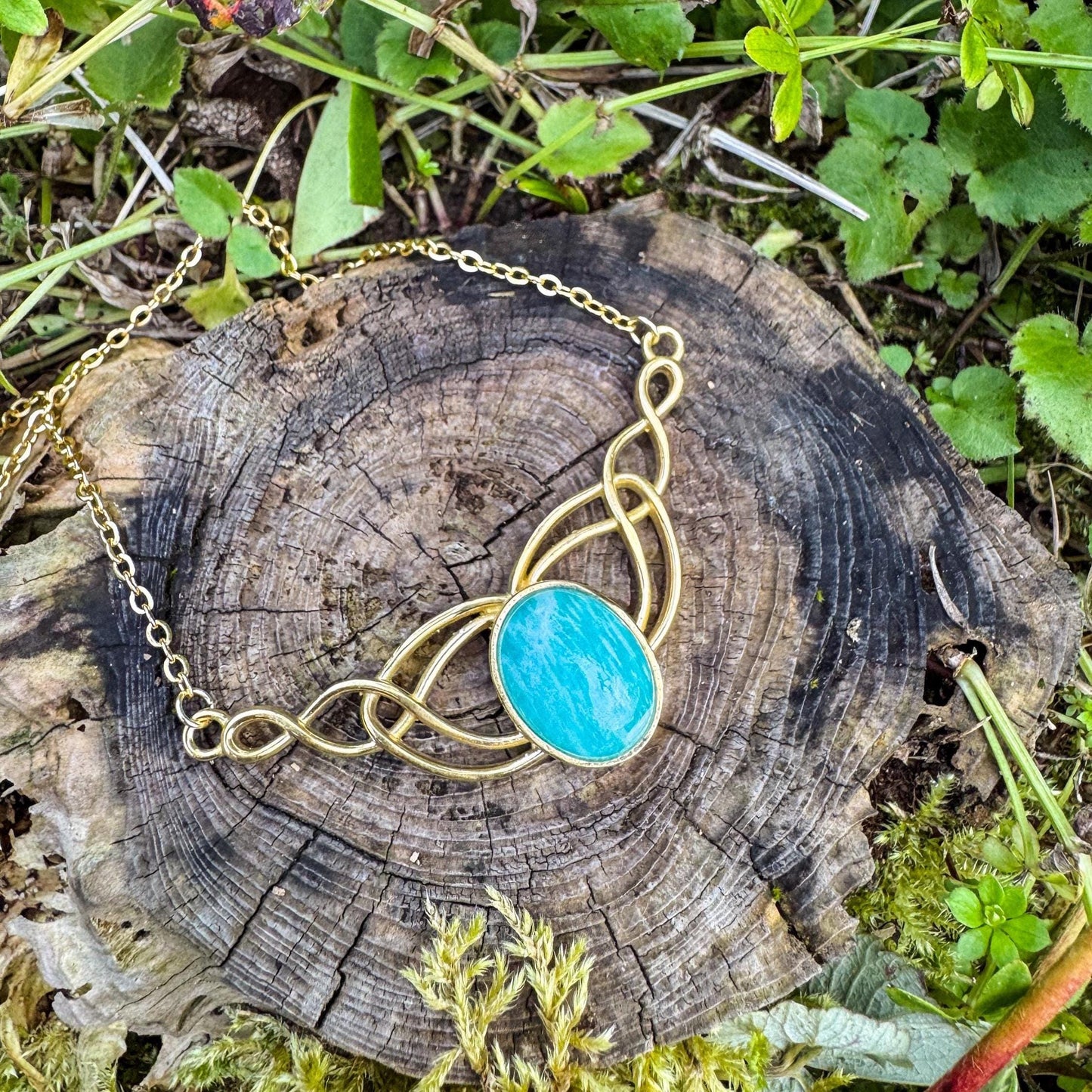 Elfen-Anhänger mit Edelstein - Magisches Schmuckstück mit natürlichem Amazonit 🩵✨