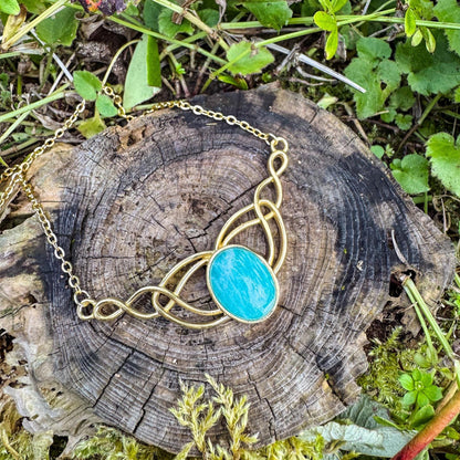 Elfen-Anhänger mit Edelstein - Magisches Schmuckstück mit natürlichem Amazonit 🩵✨