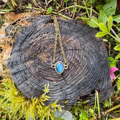 Labradorit-Armband - Zartes Schmuckstück mit natürlichem Labradorit 🩵✨