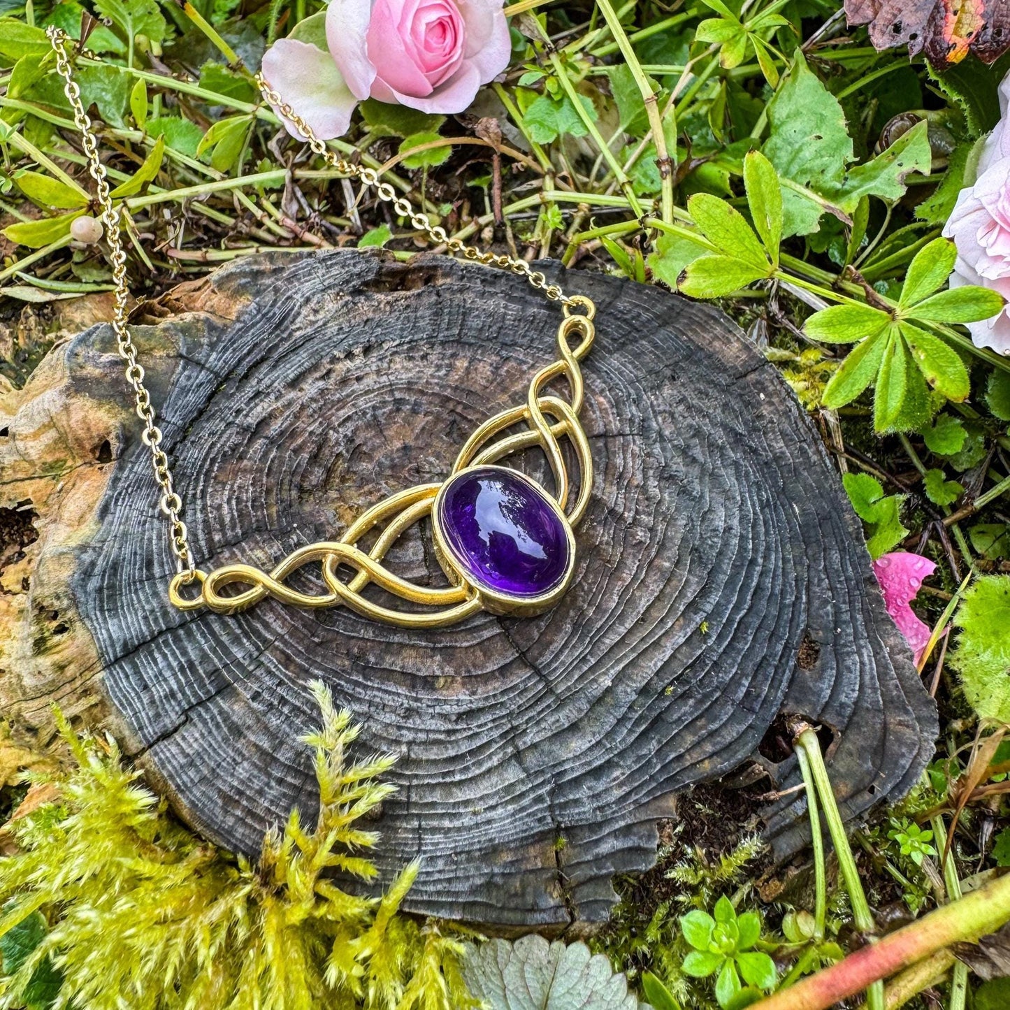 Elfen-Anhänger mit Edelstein - Magisches Schmuckstück mit natürlichem Amethyst 💜✨